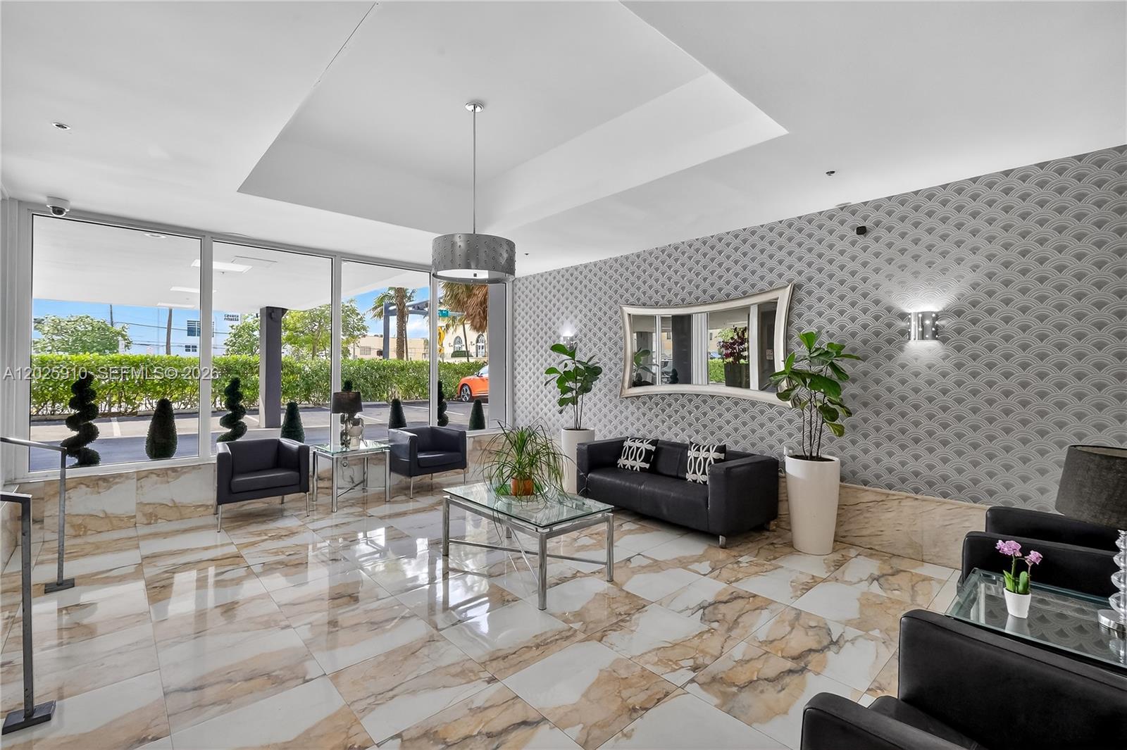 ISLANDER CONDO APTS - Residential
