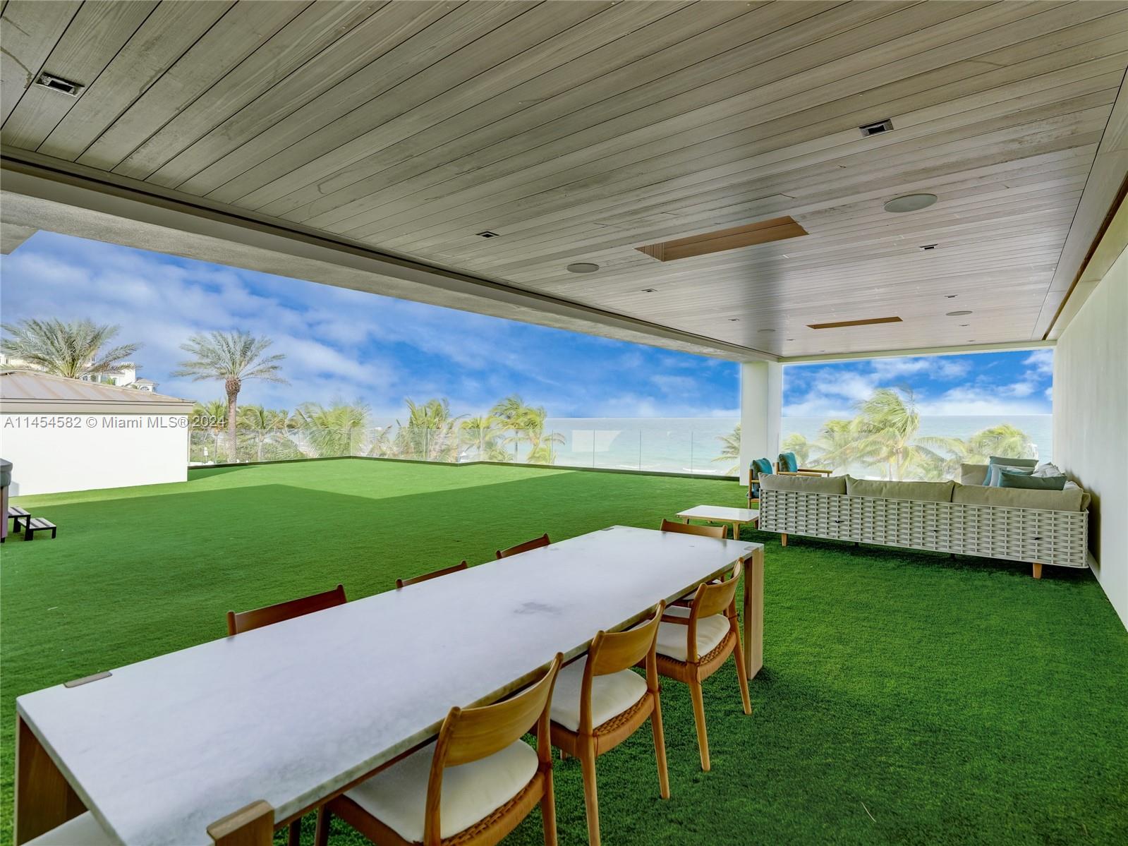 LAS OLAS BY THE SEA EXT - Residential