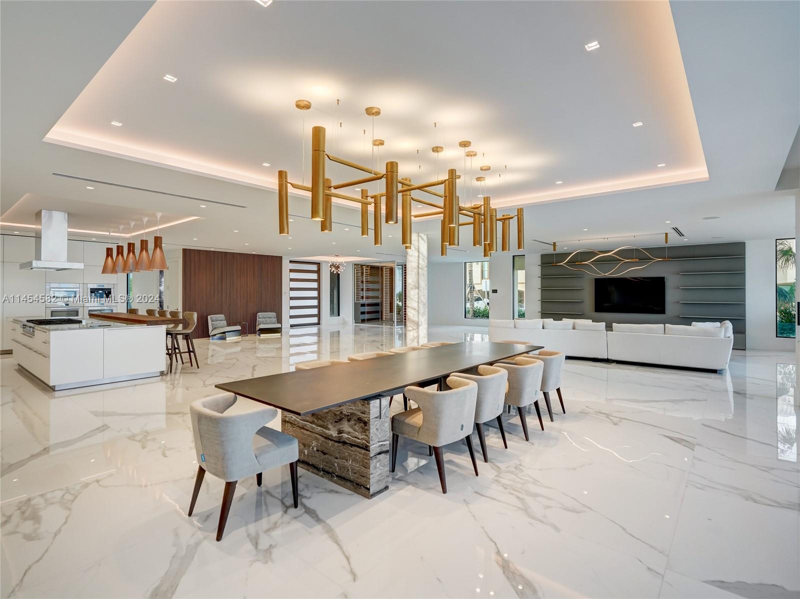 LAS OLAS BY THE SEA EXT - Residential