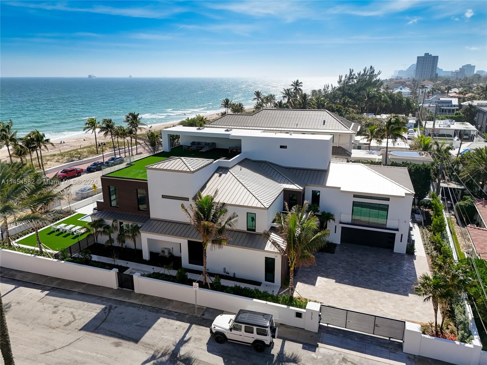 LAS OLAS BY THE SEA EXT - Residential