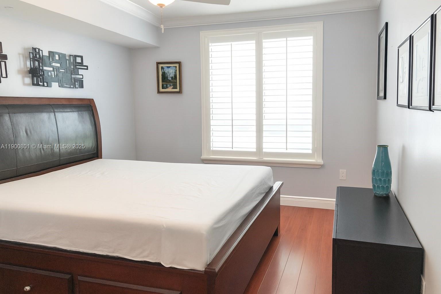 TOSCANO CONDO - Residential