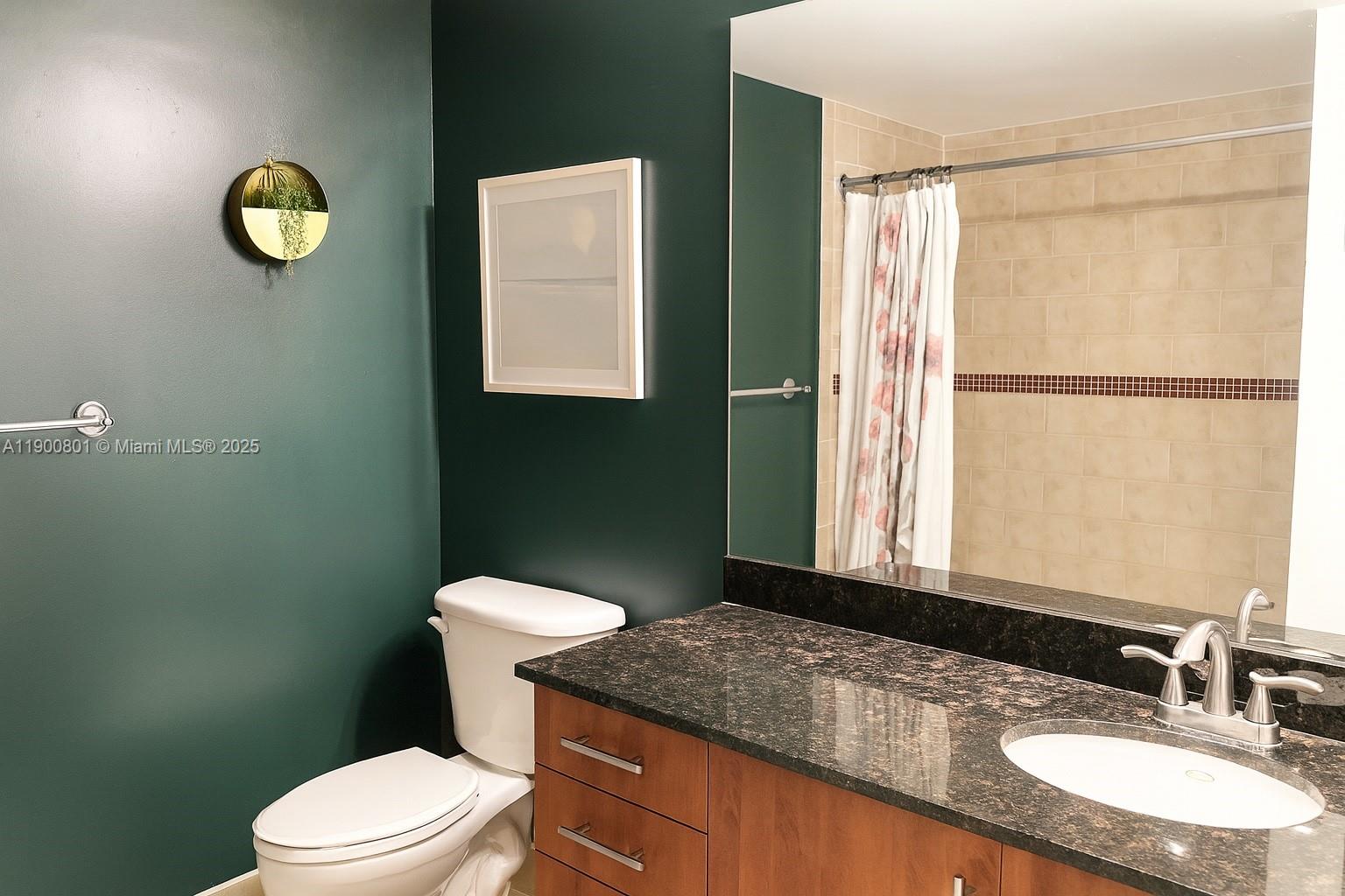 TOSCANO CONDO - Residential