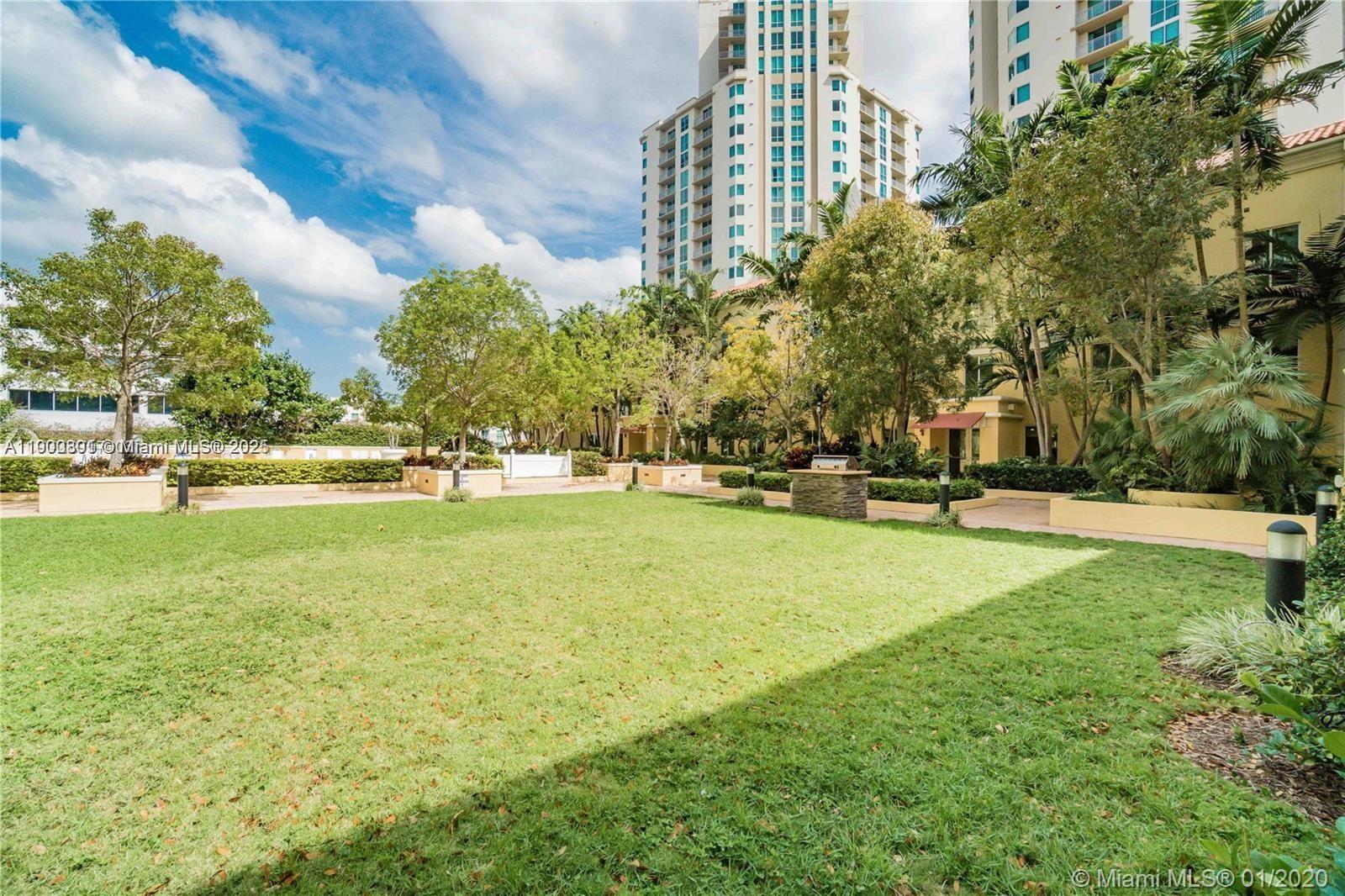 TOSCANO CONDO - Residential