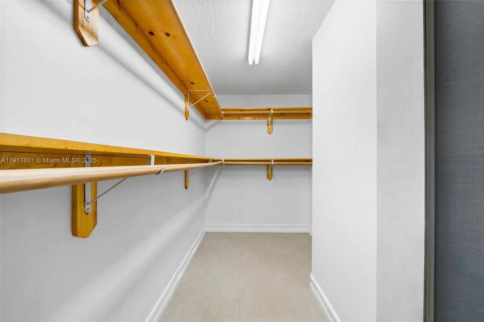 SELIGMAN-ARNEL ESTATES - Residential