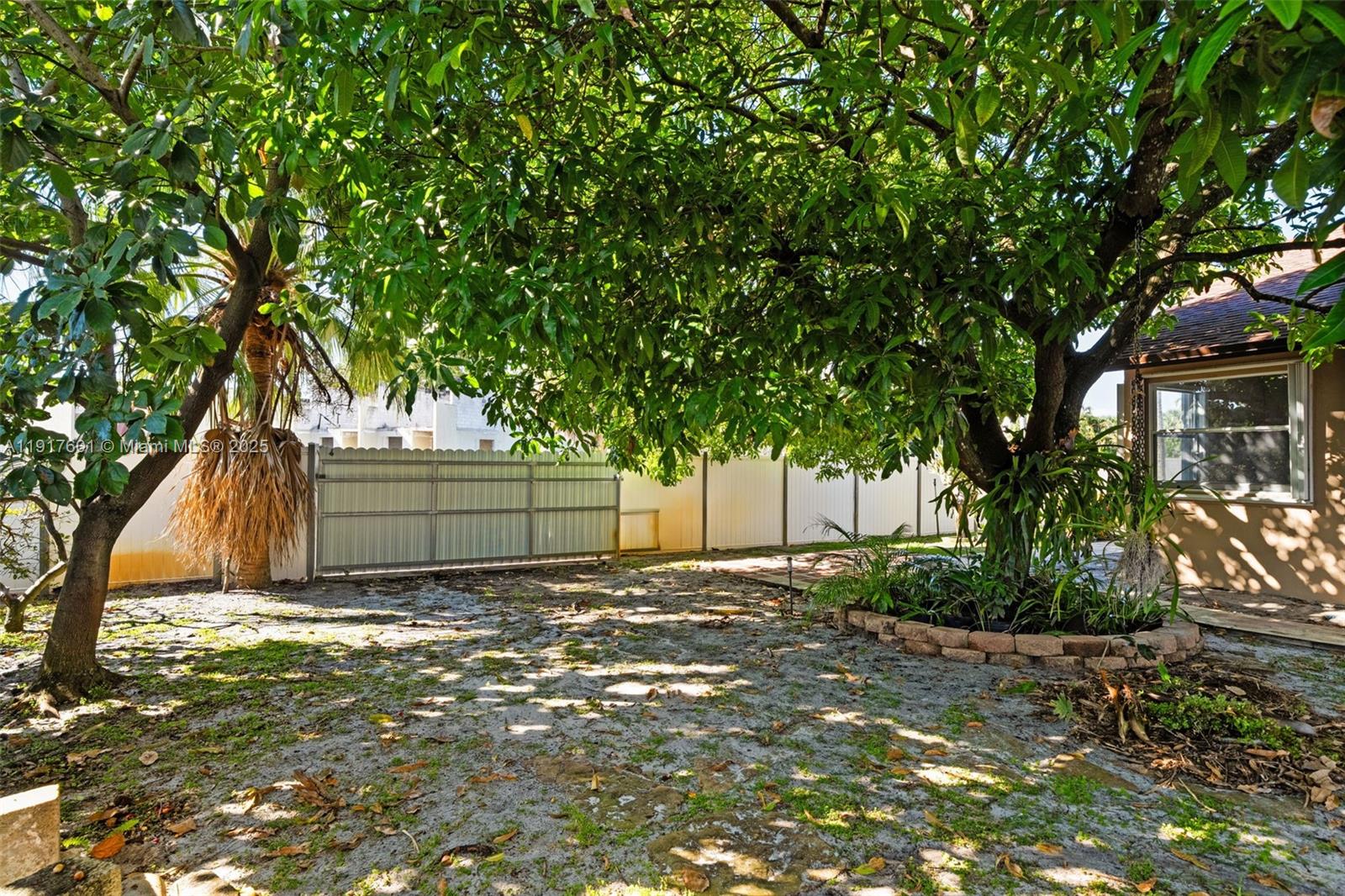 SELIGMAN-ARNEL ESTATES - Residential