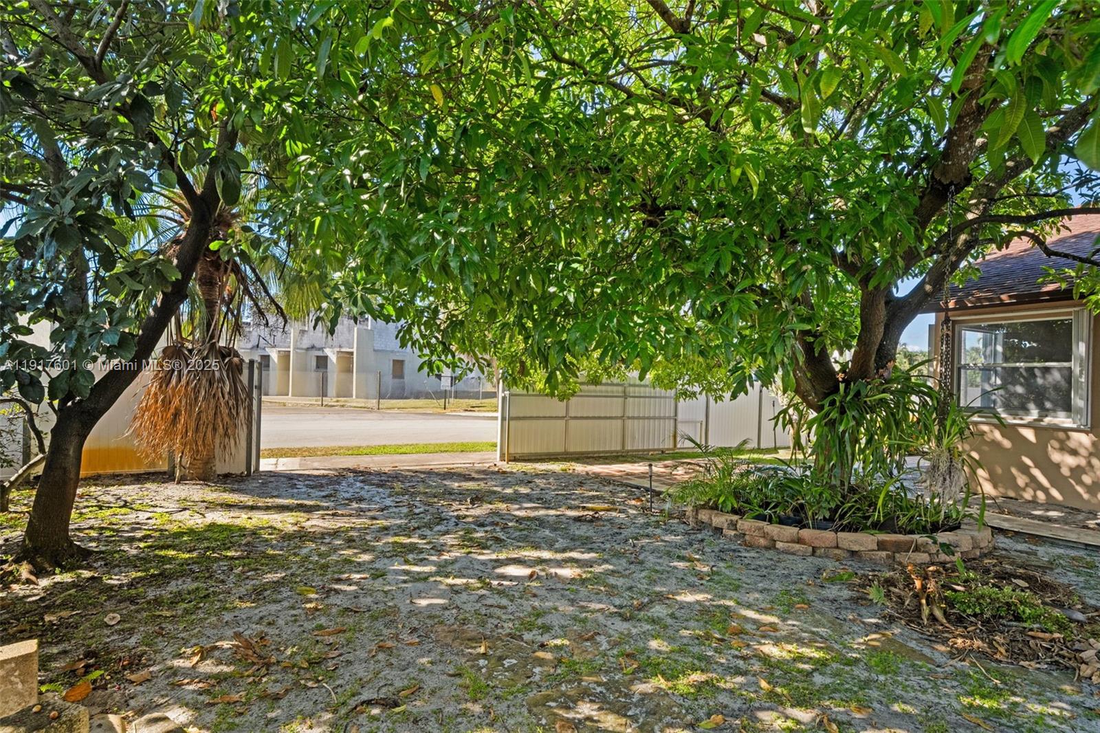 SELIGMAN-ARNEL ESTATES - Residential