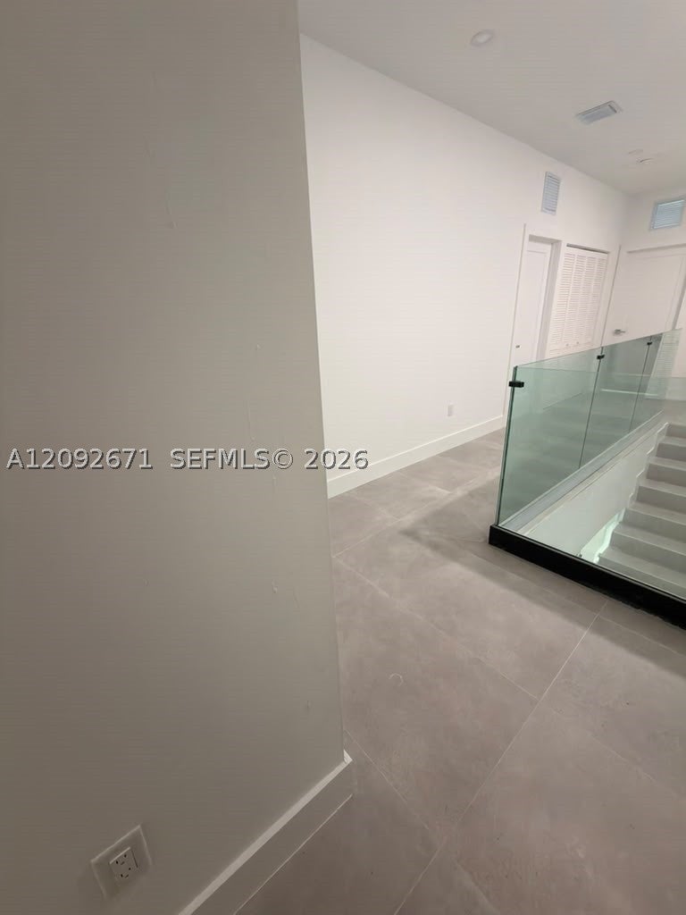152 NW 33rd St