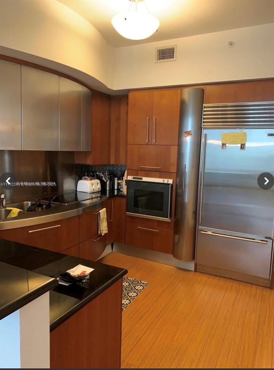 View photos, virtual tours, details... 18101 Collins Ave 606