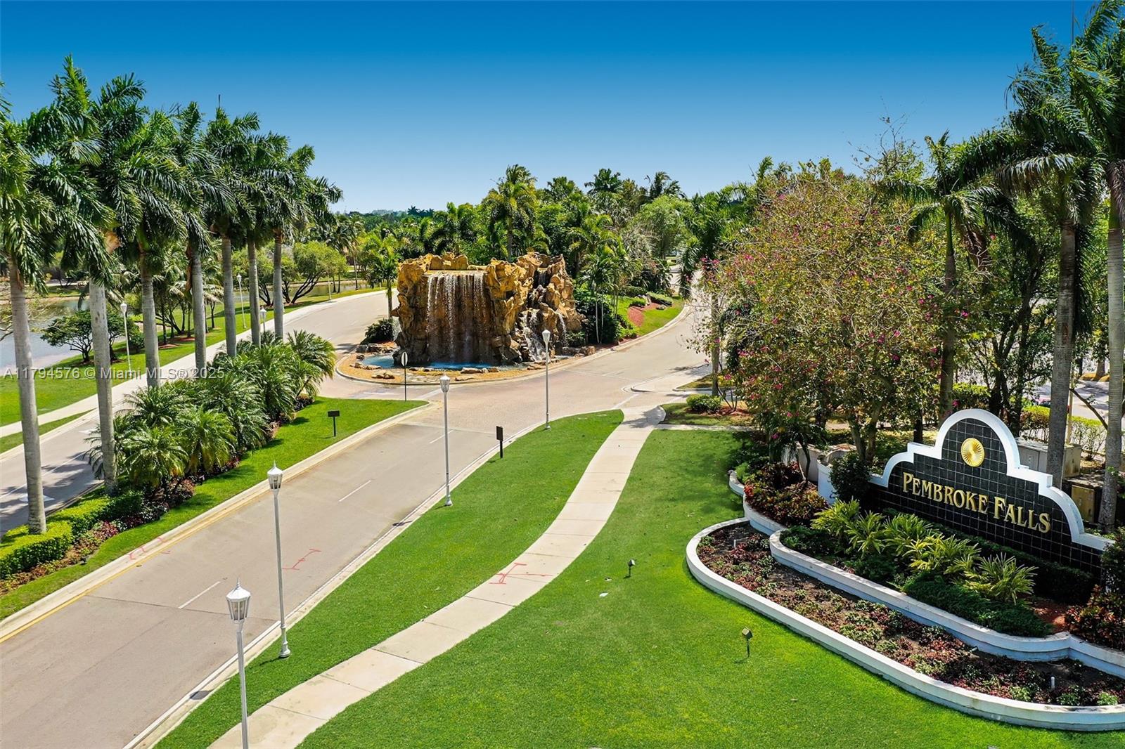 PEMBROKE FALLS - Residential