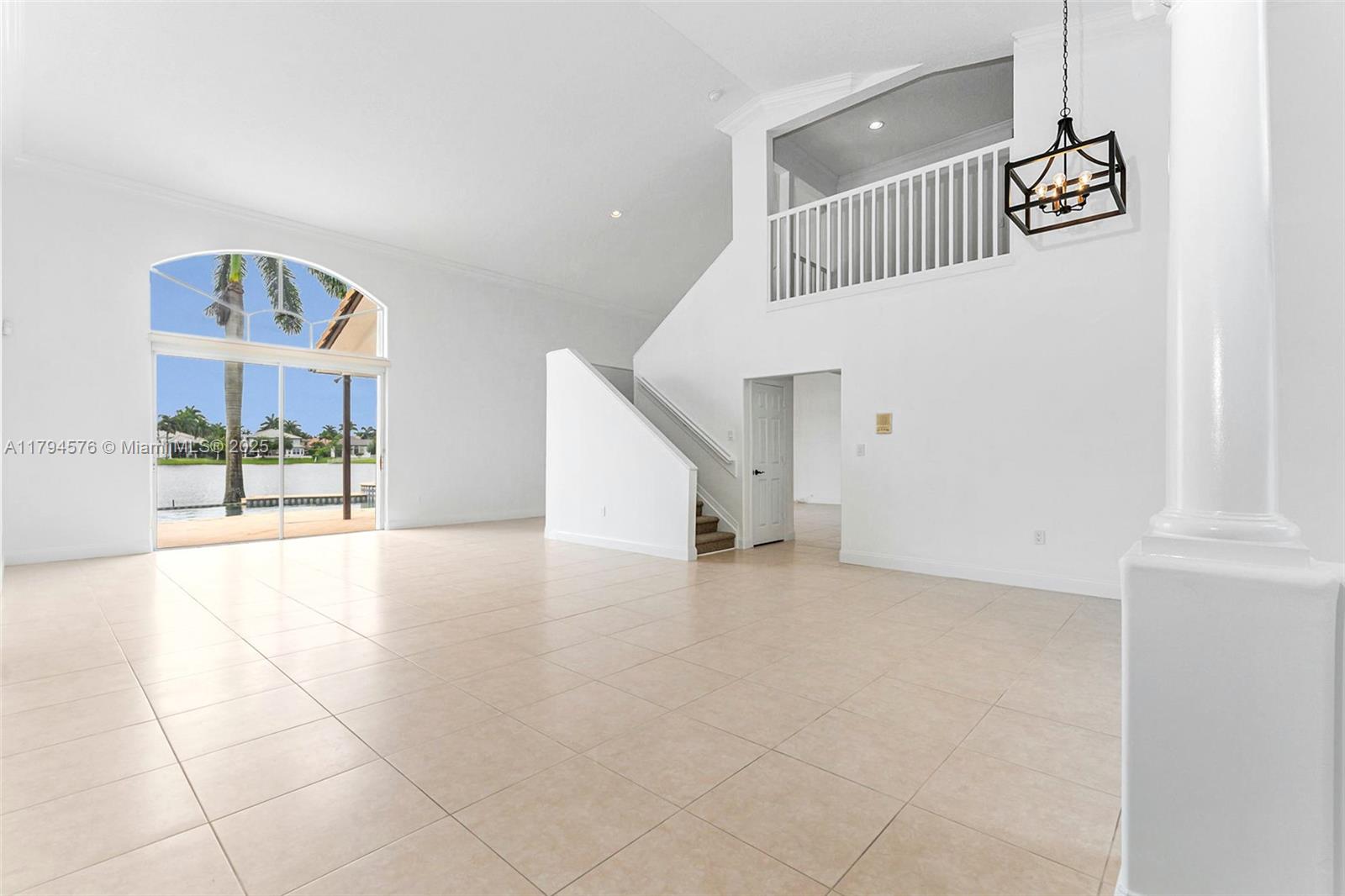 PEMBROKE FALLS - Residential