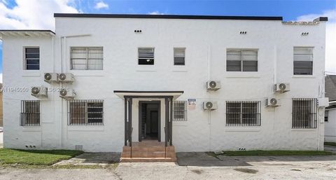 850 NW 2nd St 4 Miami FL 33128