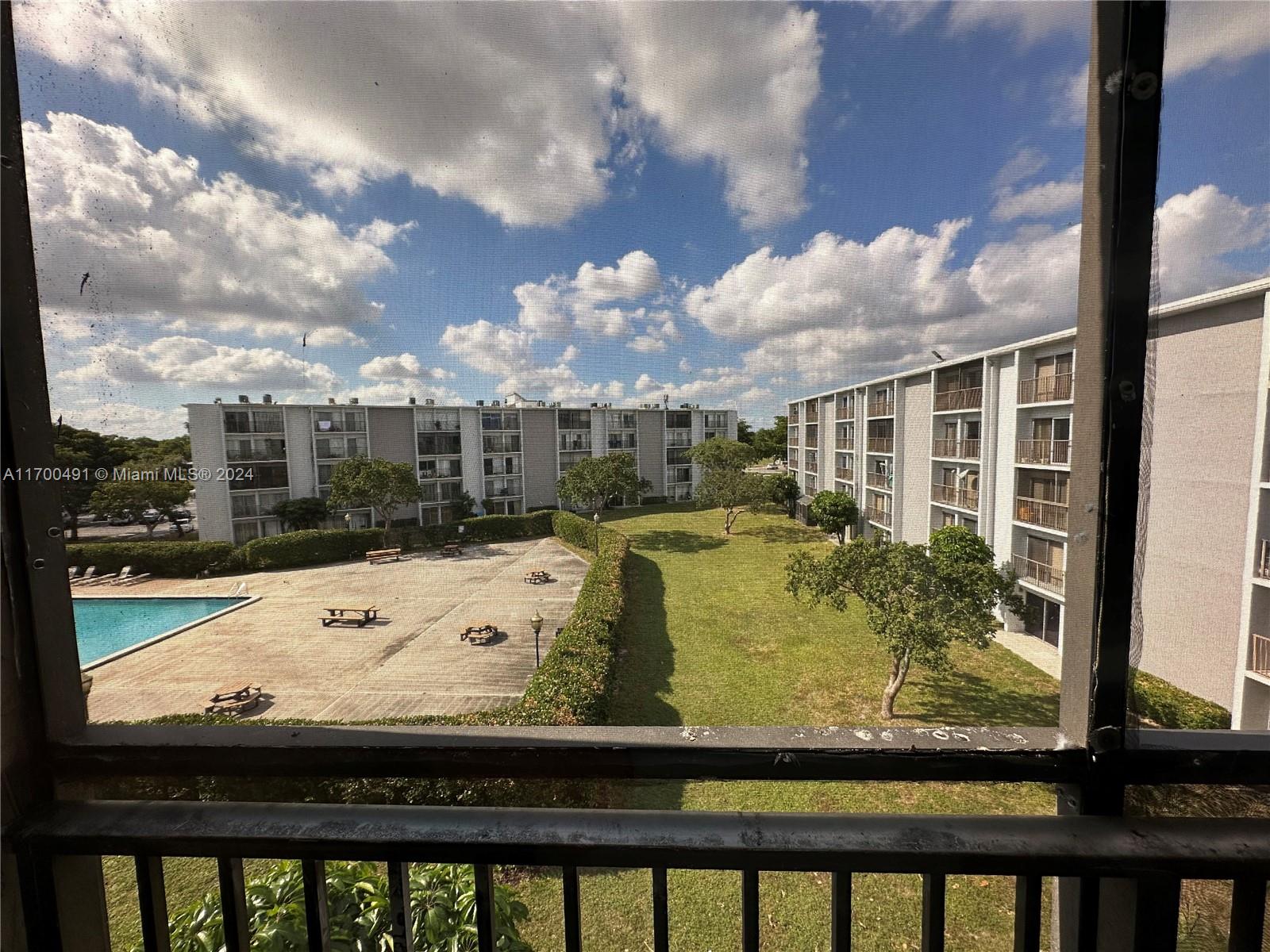 8610 N Sherman Cir 408, Miramar, Broward County, Florida - 2 Bedrooms  
2 Bathrooms - 