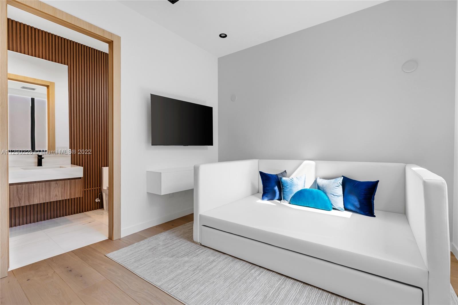 BEACH VIEW SUB - Residential