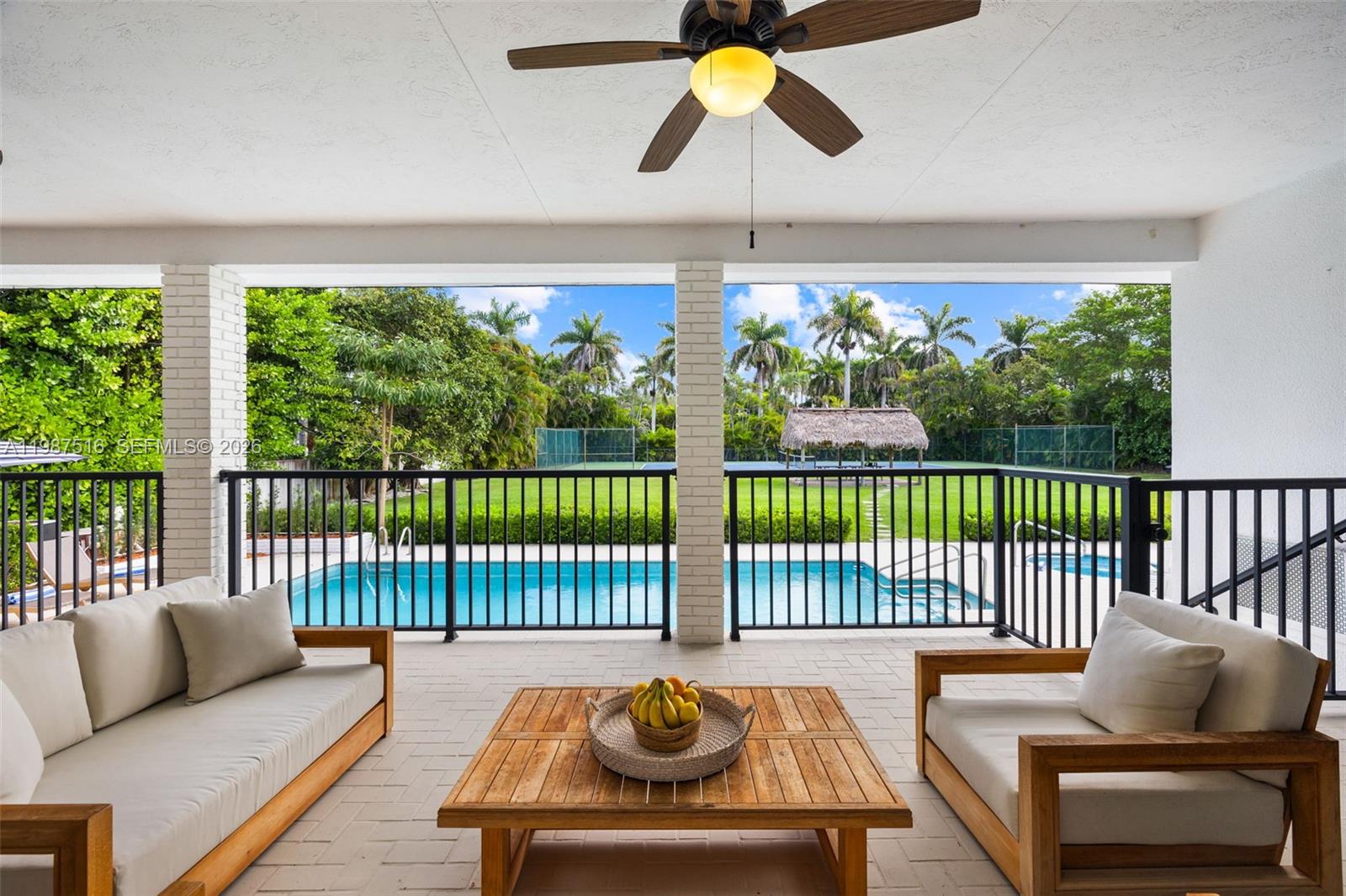 ROYAL PALM HARBOR REPLAT - Residential Lease