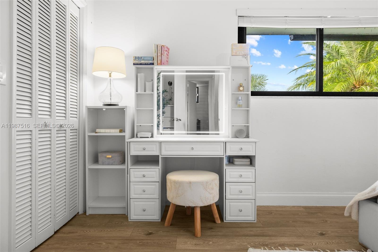 ROYAL PALM HARBOR REPLAT - Residential Lease