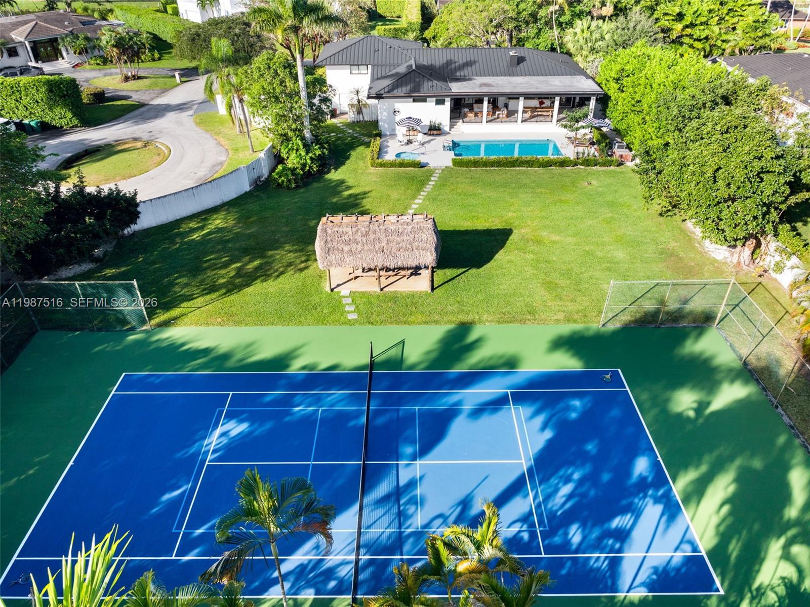 ROYAL PALM HARBOR REPLAT - Residential Lease