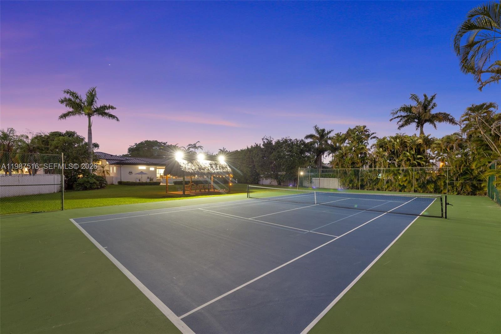 ROYAL PALM HARBOR REPLAT - Residential Lease