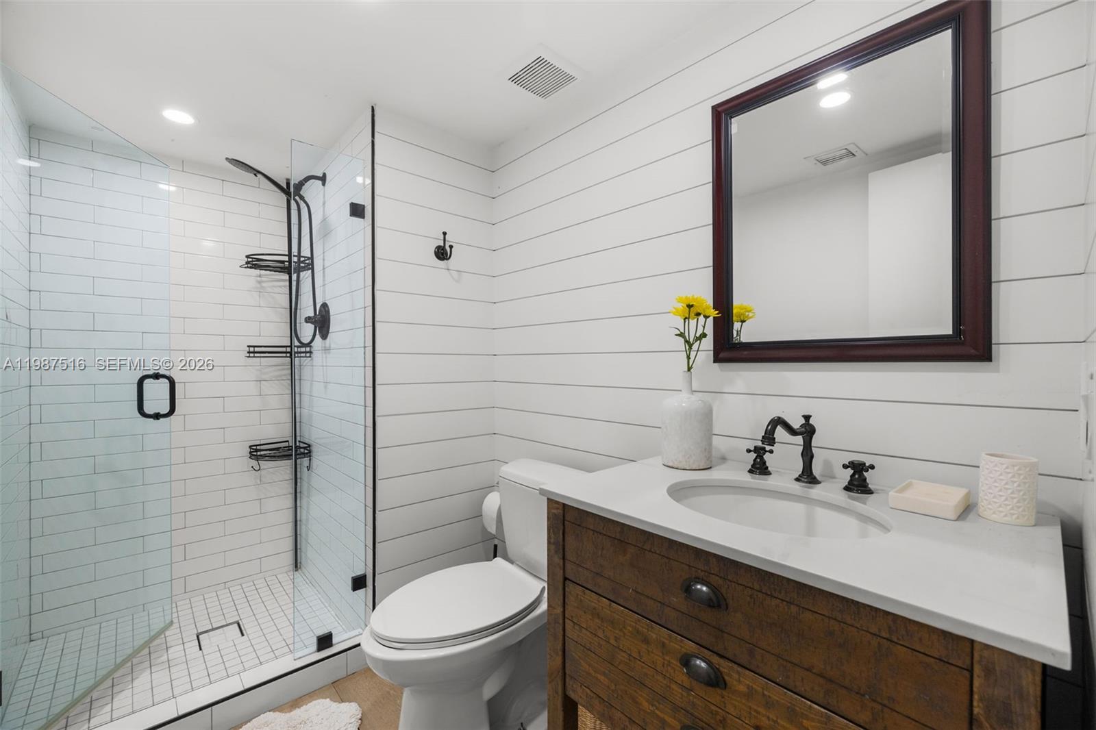 ROYAL PALM HARBOR REPLAT - Residential Lease