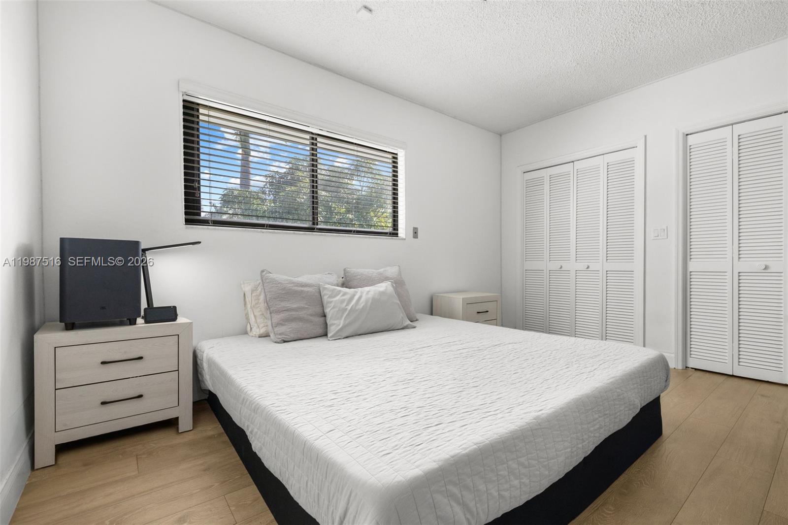 ROYAL PALM HARBOR REPLAT - Residential Lease