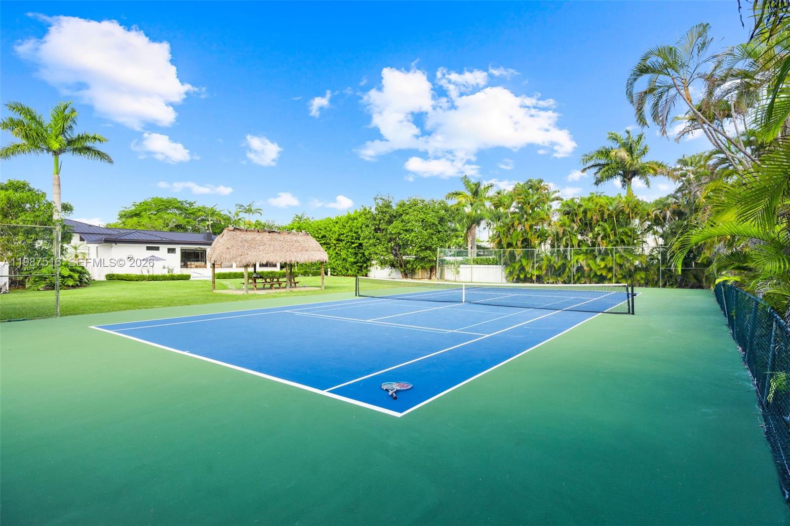 ROYAL PALM HARBOR REPLAT - Residential Lease