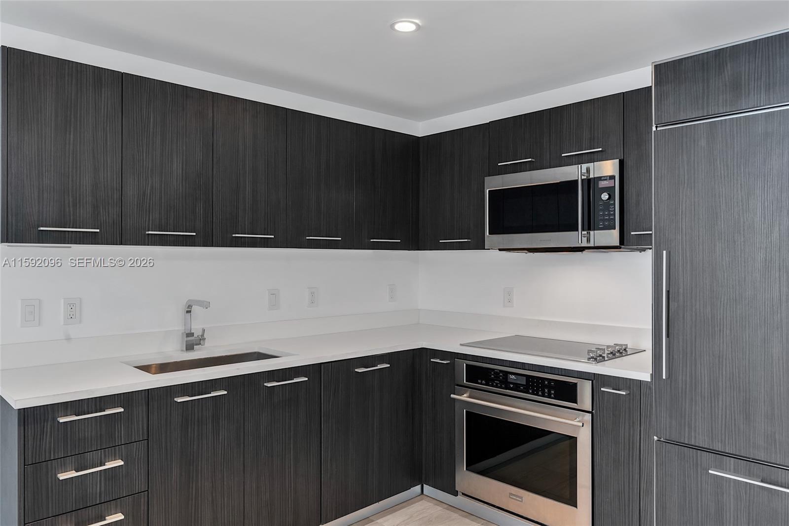 BRICKELL HEIGHTS EAST CON - Residential