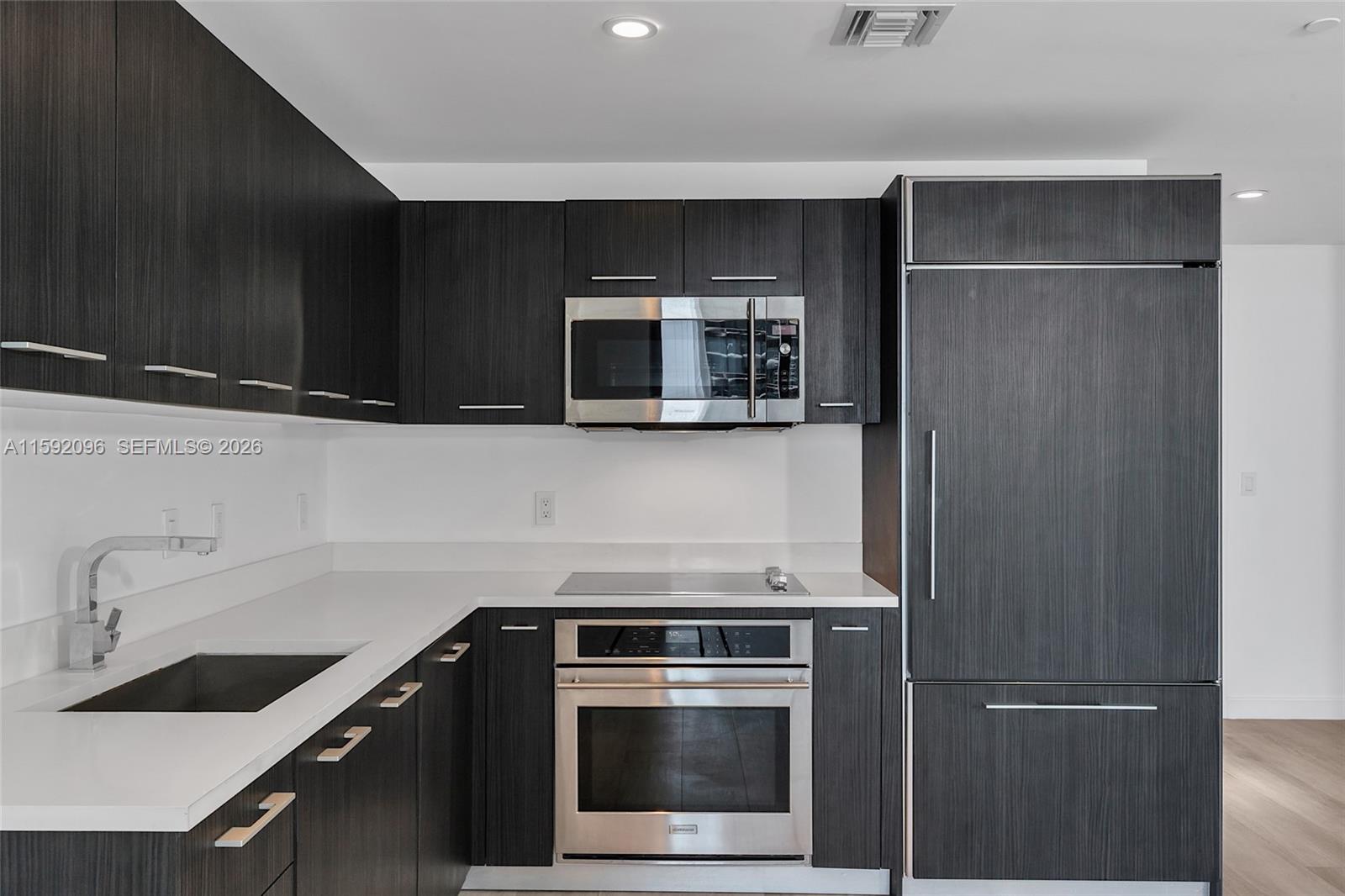 BRICKELL HEIGHTS EAST CON - Residential