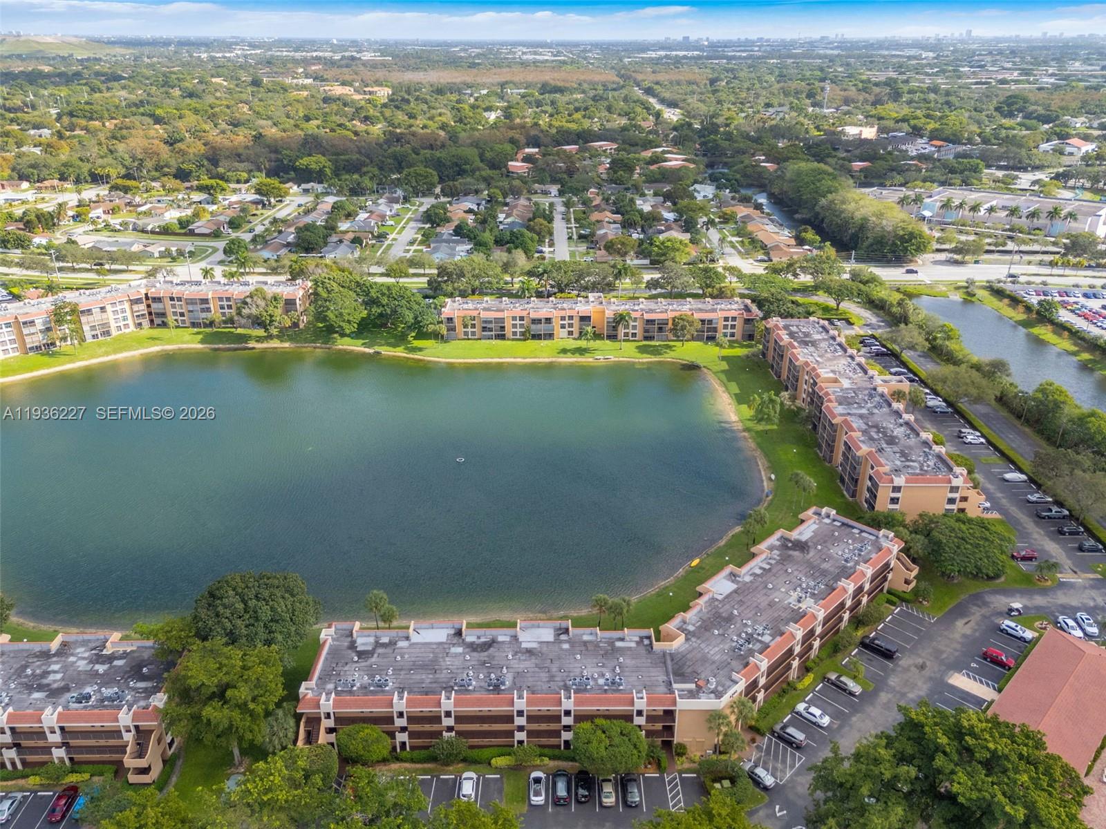 CORAL GATE VIII CONDO - Residential