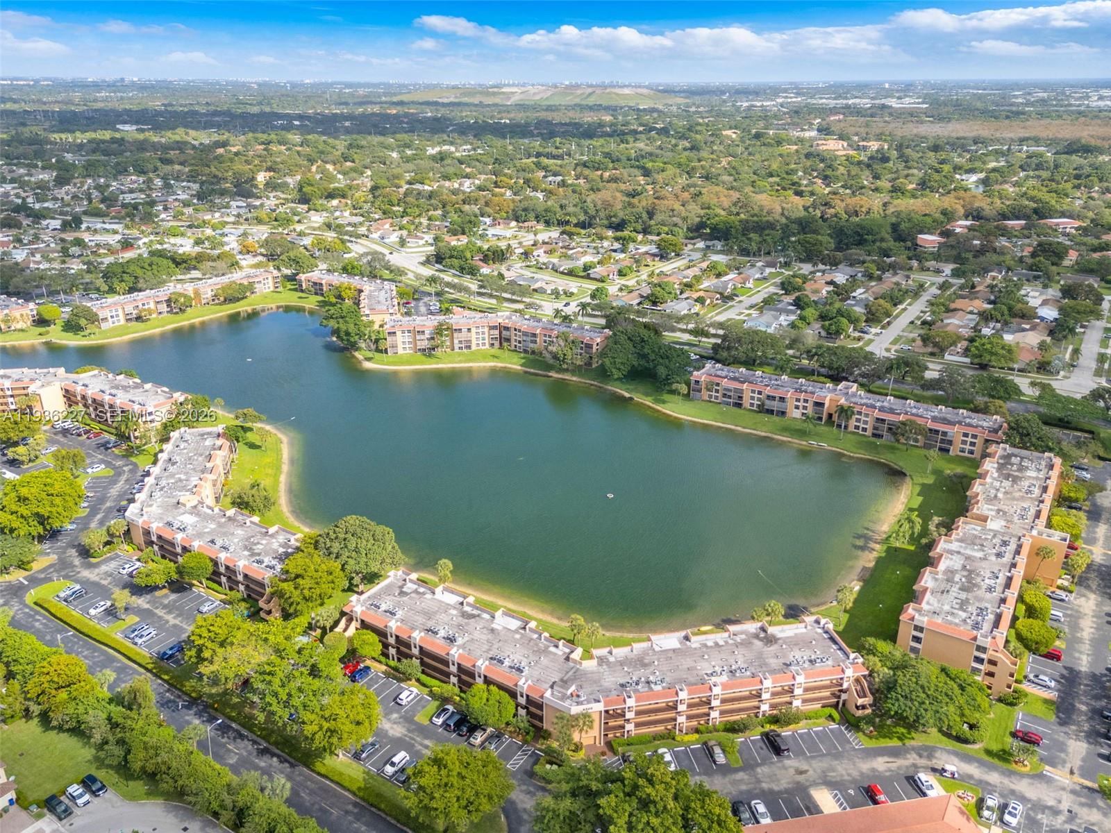 CORAL GATE VIII CONDO - Residential