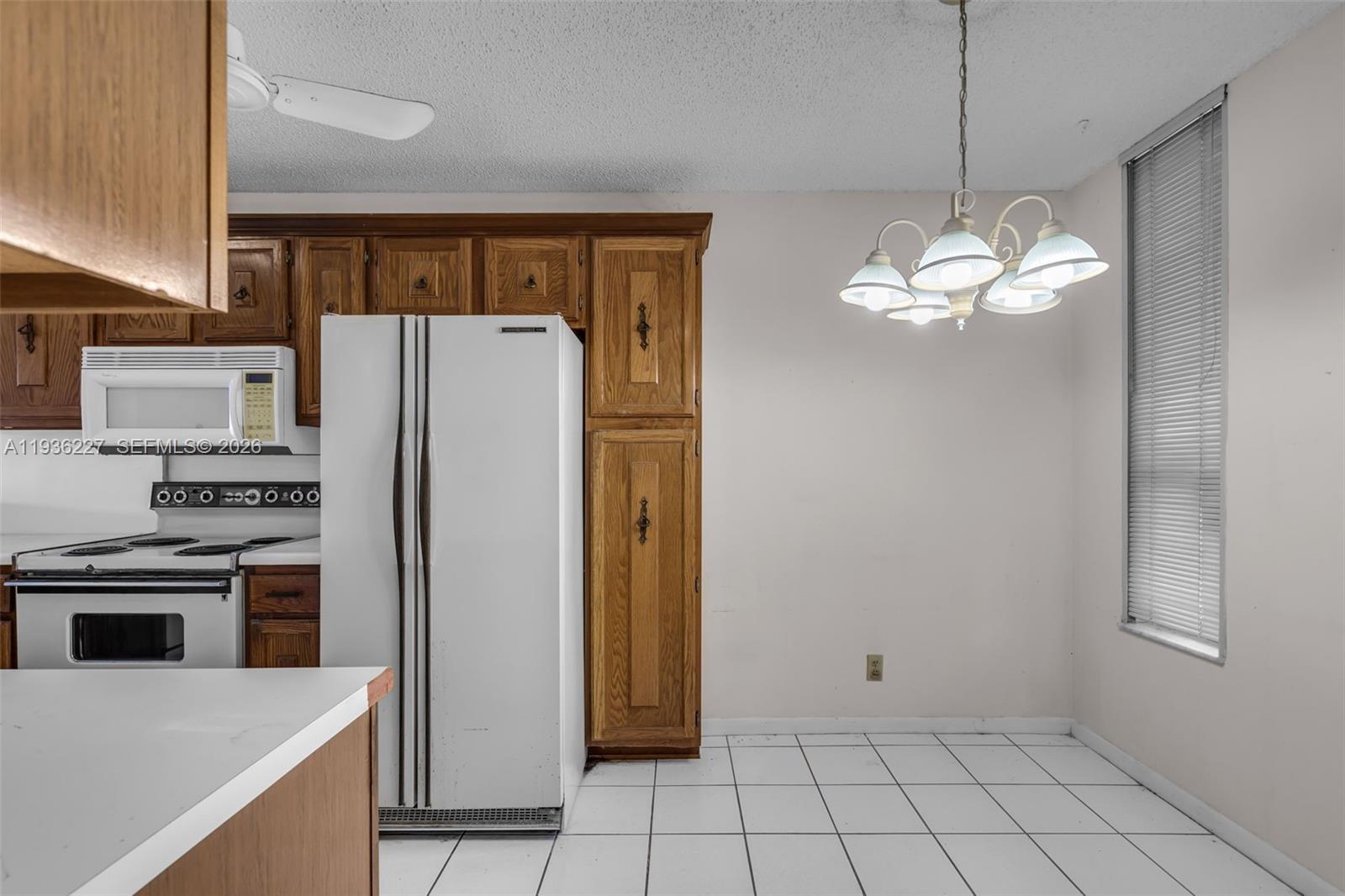 CORAL GATE VIII CONDO - Residential