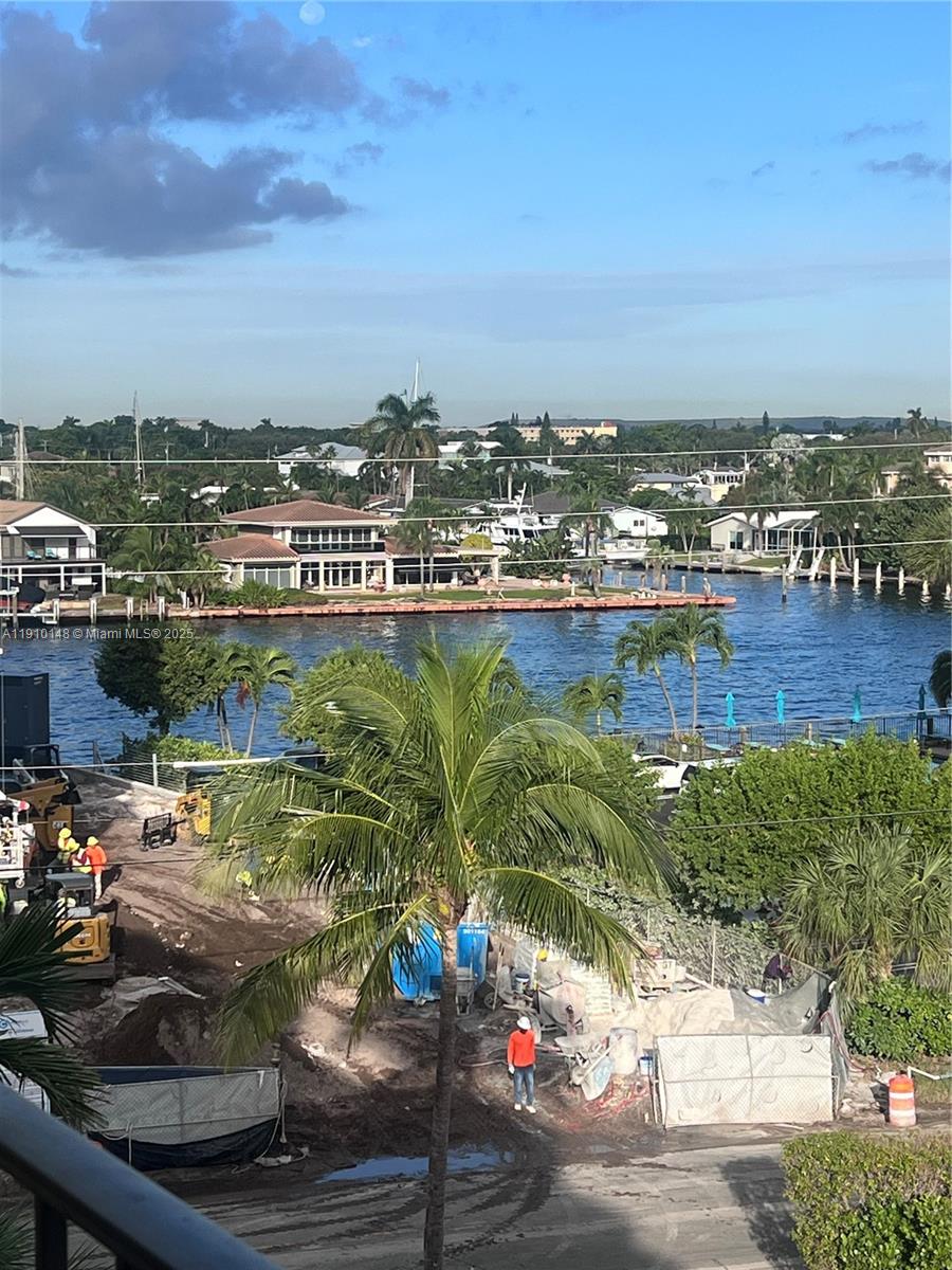 LADO DEL RIO CONDO - Residential Lease