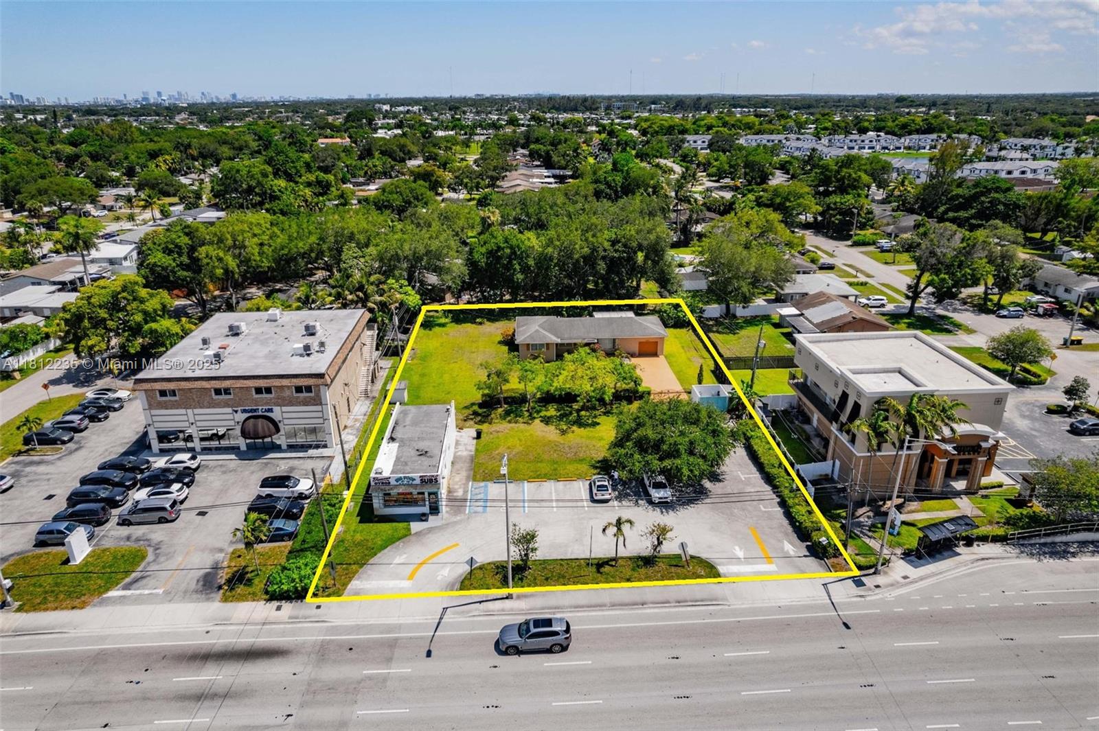 2970-2972 Griffin Rd