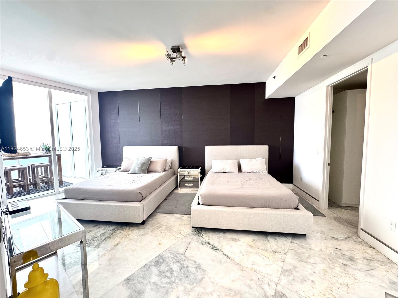 TDR TOWER I CONDO - Residential Lease