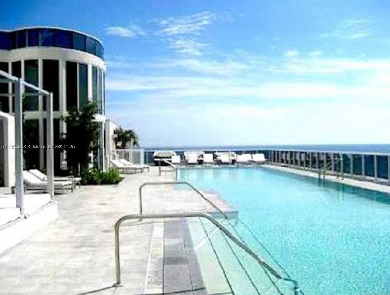 TDR TOWER I CONDO - Residential Lease