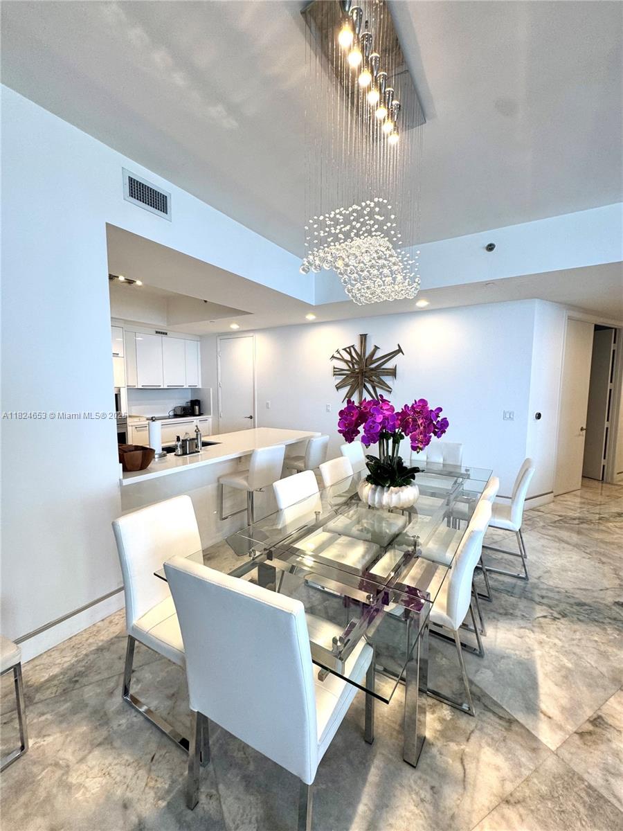 TDR TOWER I CONDO - Residential Lease