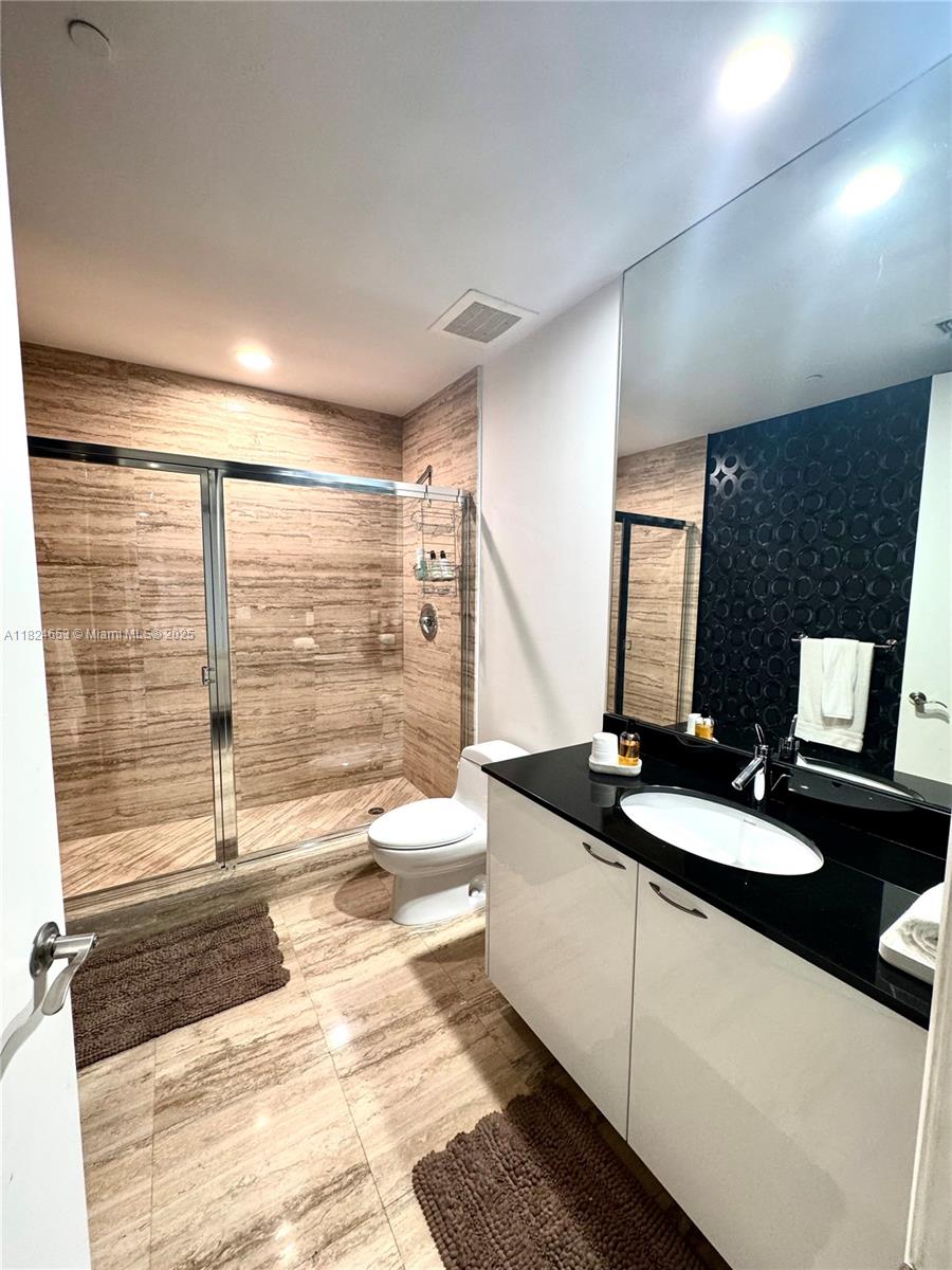 TDR TOWER I CONDO - Residential Lease