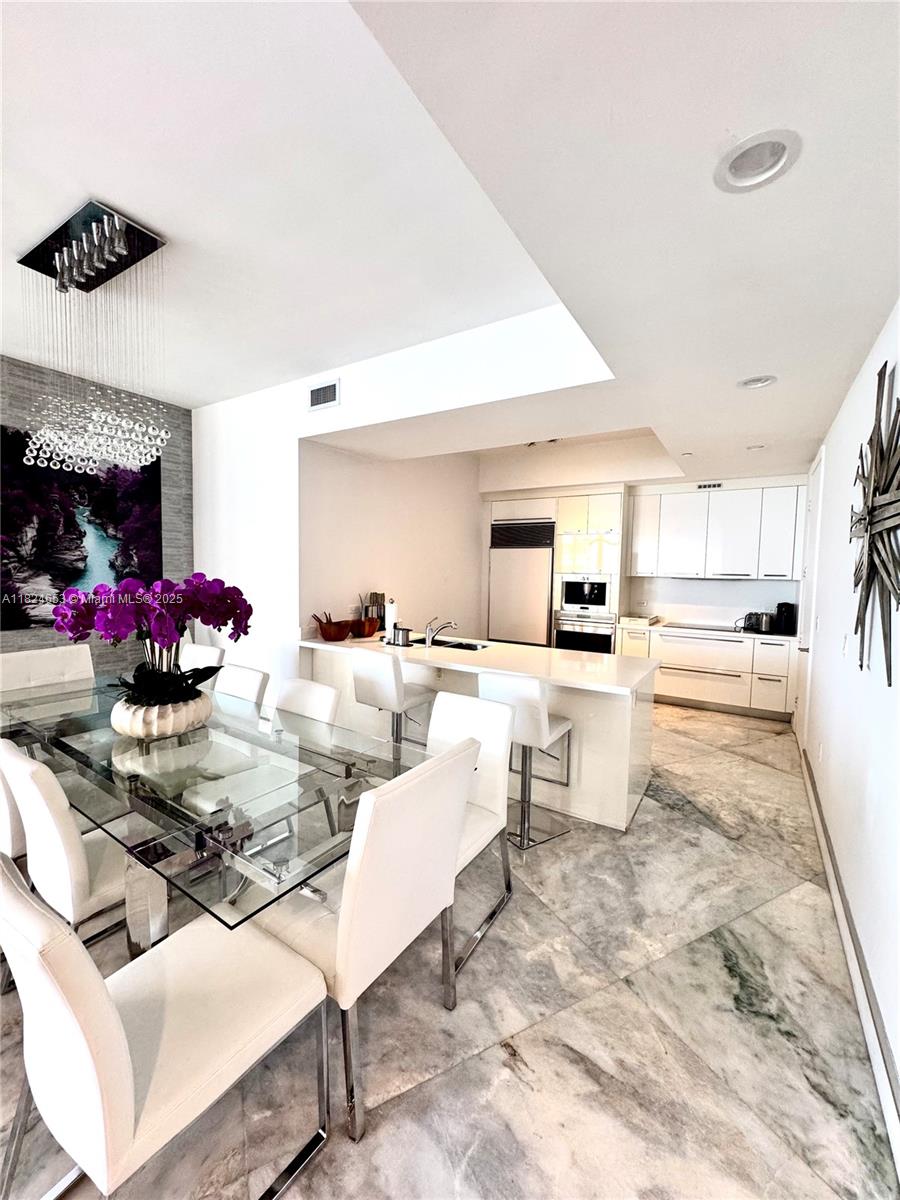 TDR TOWER I CONDO - Residential Lease