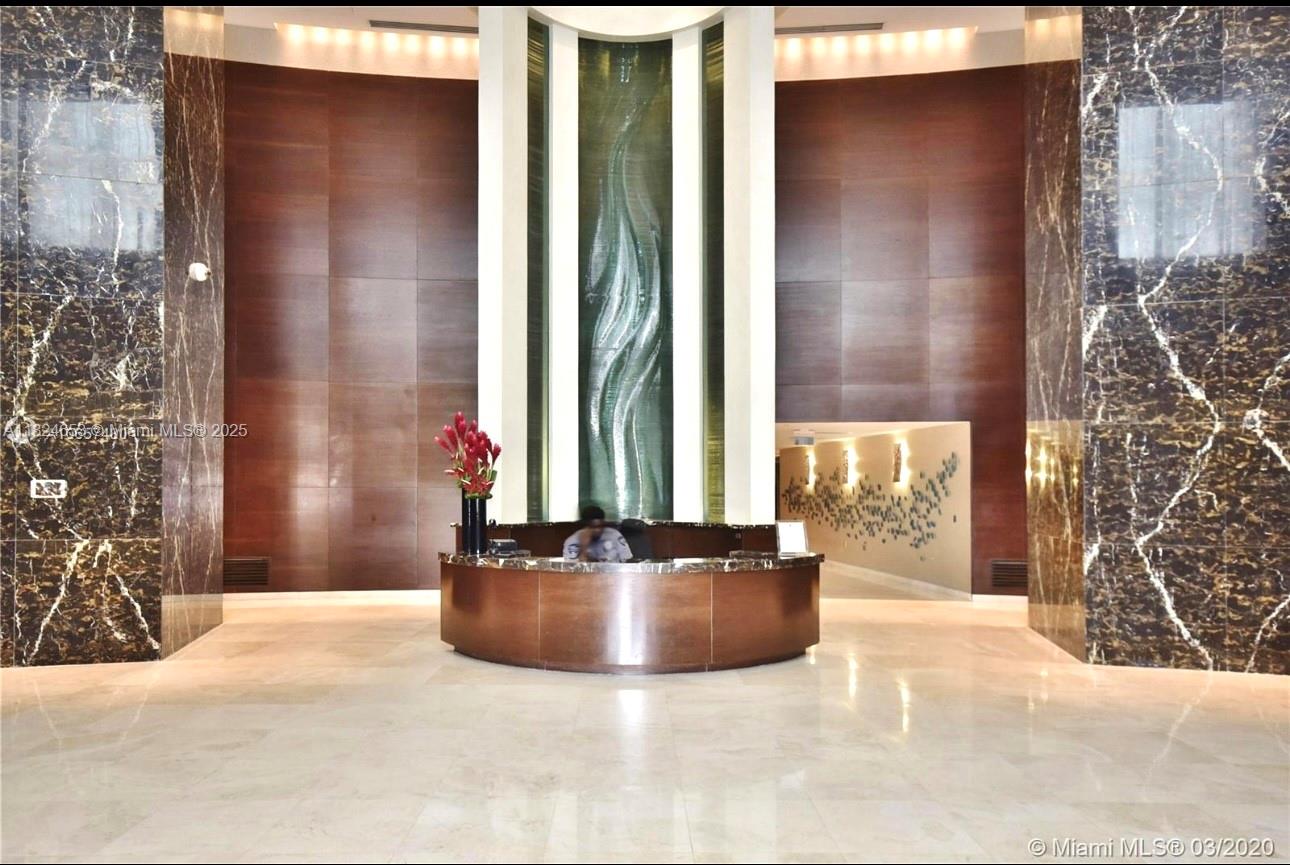 TDR TOWER I CONDO - Residential Lease