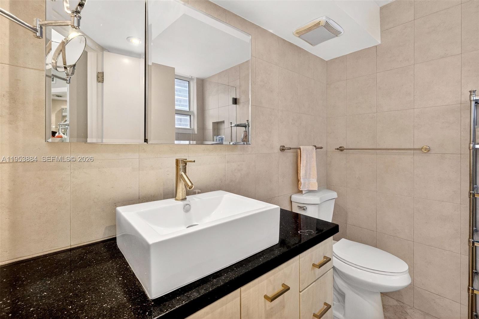 THE RIVIERA CONDO - Residential Lease