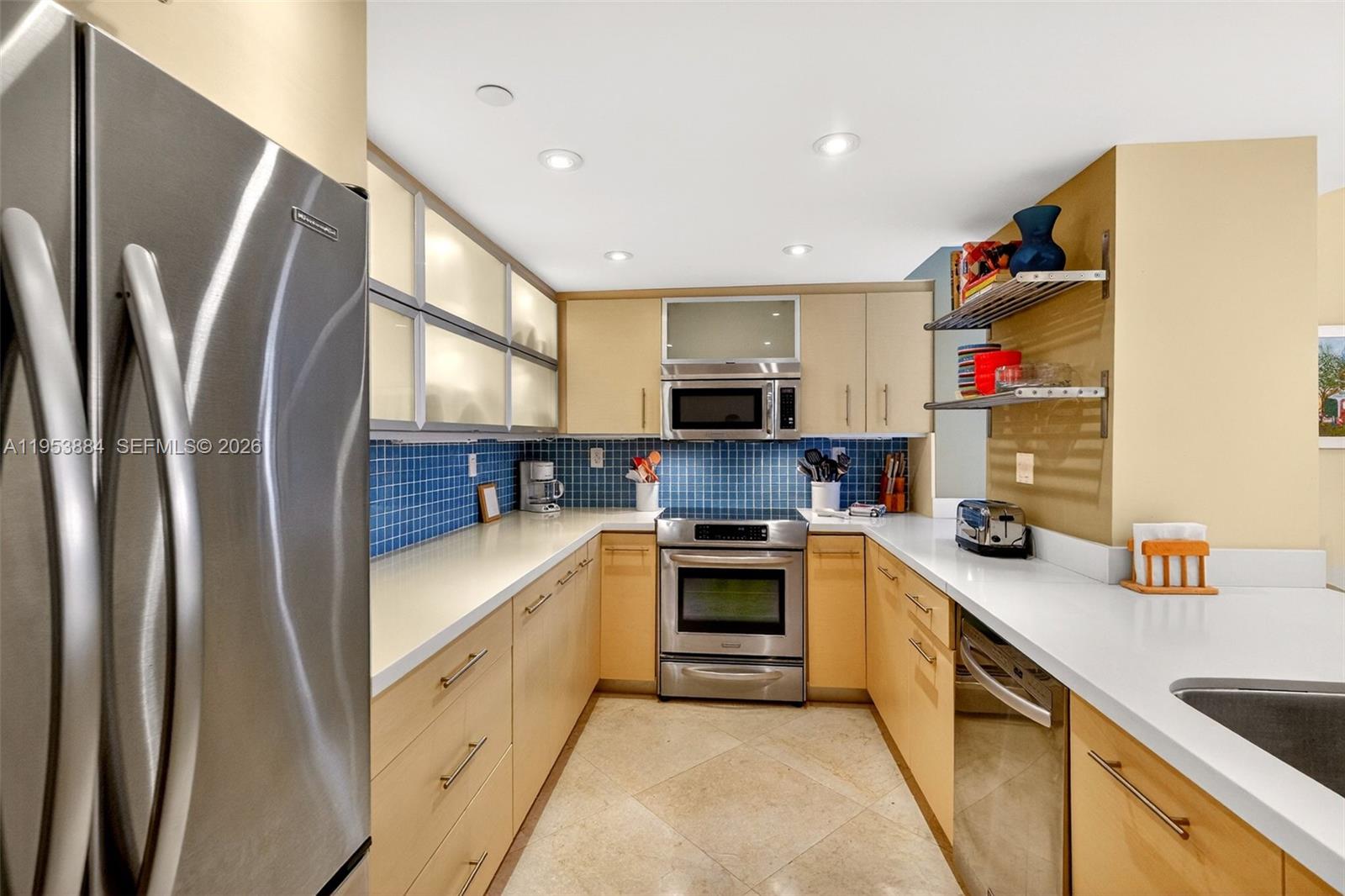 THE RIVIERA CONDO - Residential Lease