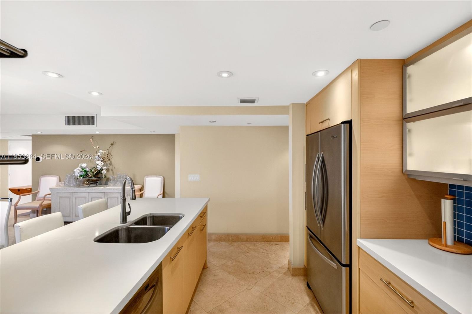 THE RIVIERA CONDO - Residential Lease