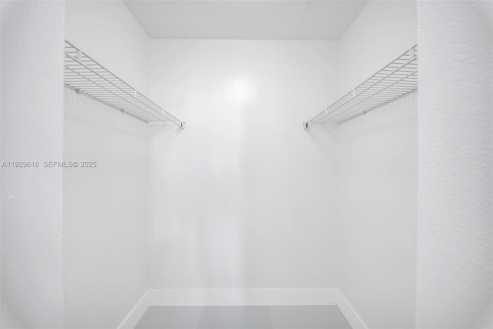 ISOLA CONDO - Residential Lease