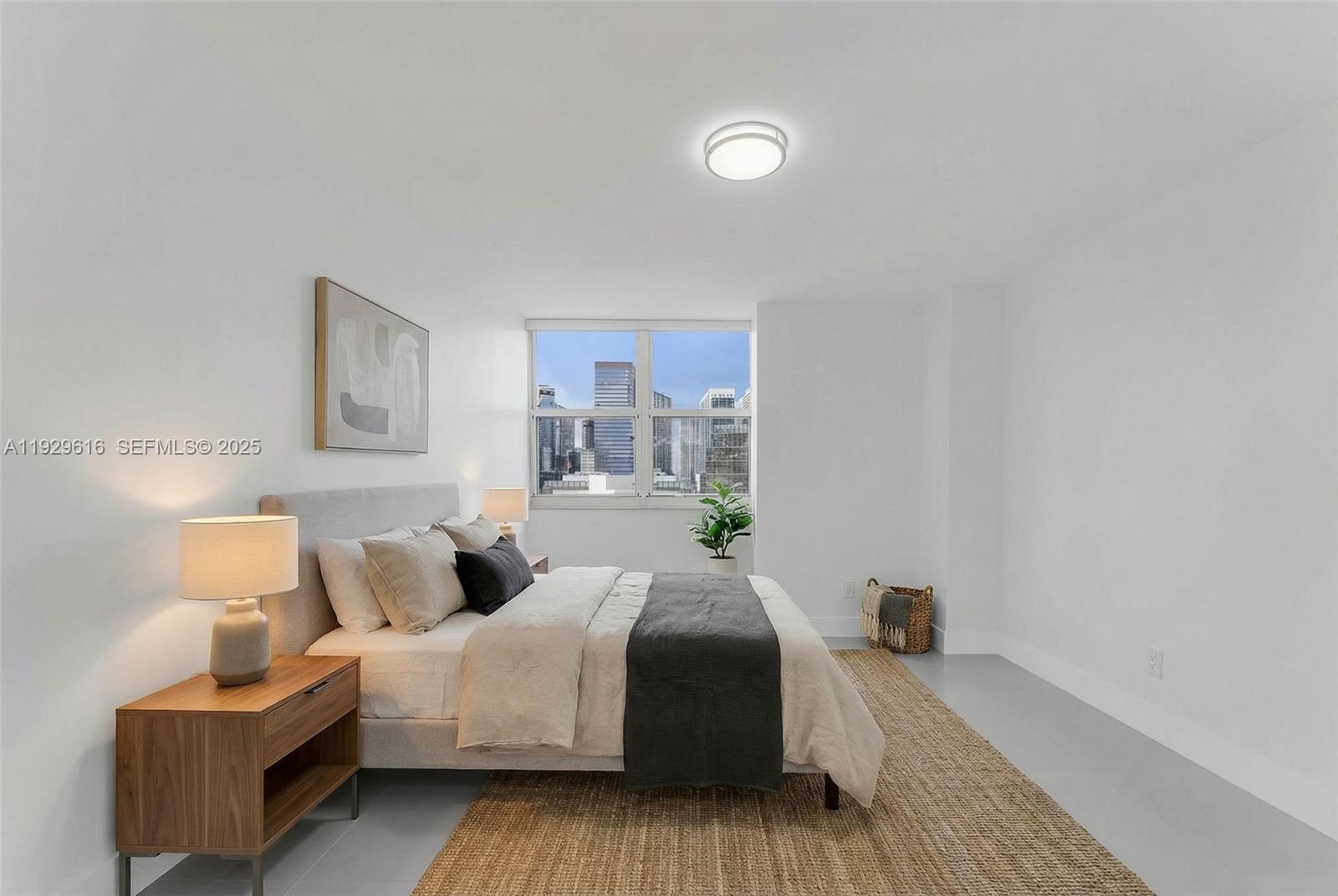 ISOLA CONDO - Residential Lease