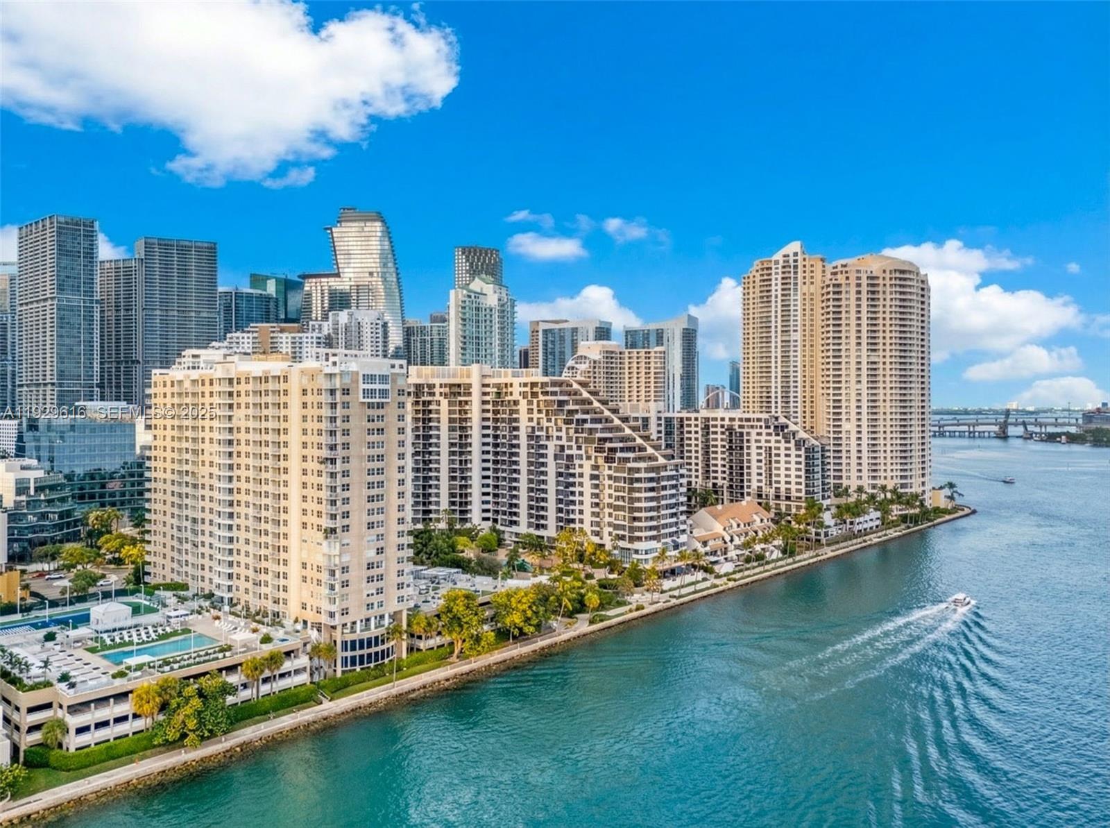 770 Claughton Island Dr 1401