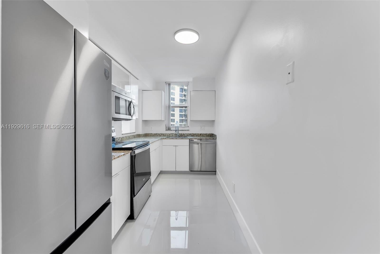 ISOLA CONDO - Residential Lease