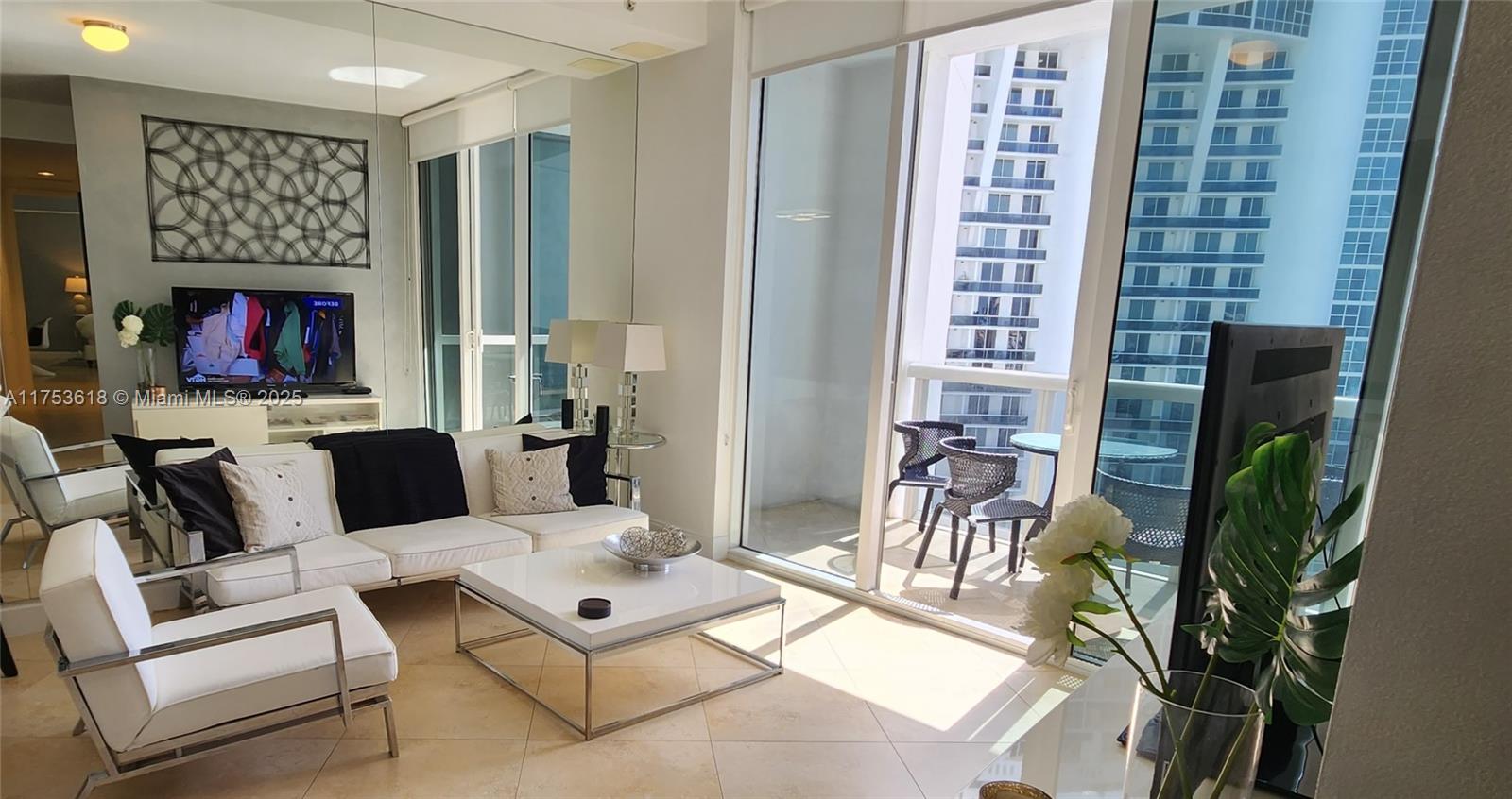 TRUMP ROYALE CONDO - Residential Lease