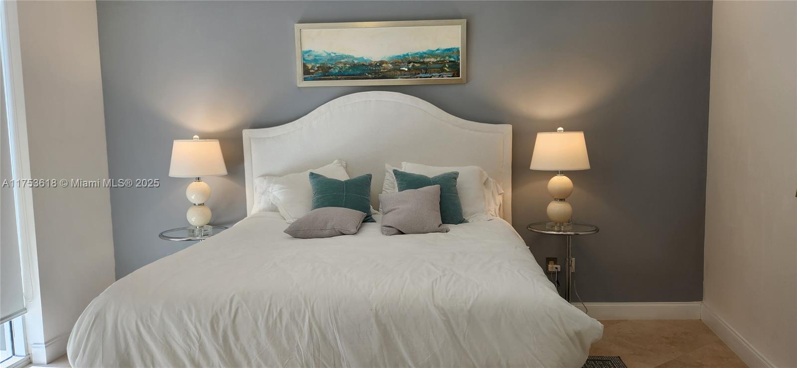 TRUMP ROYALE CONDO - Residential Lease