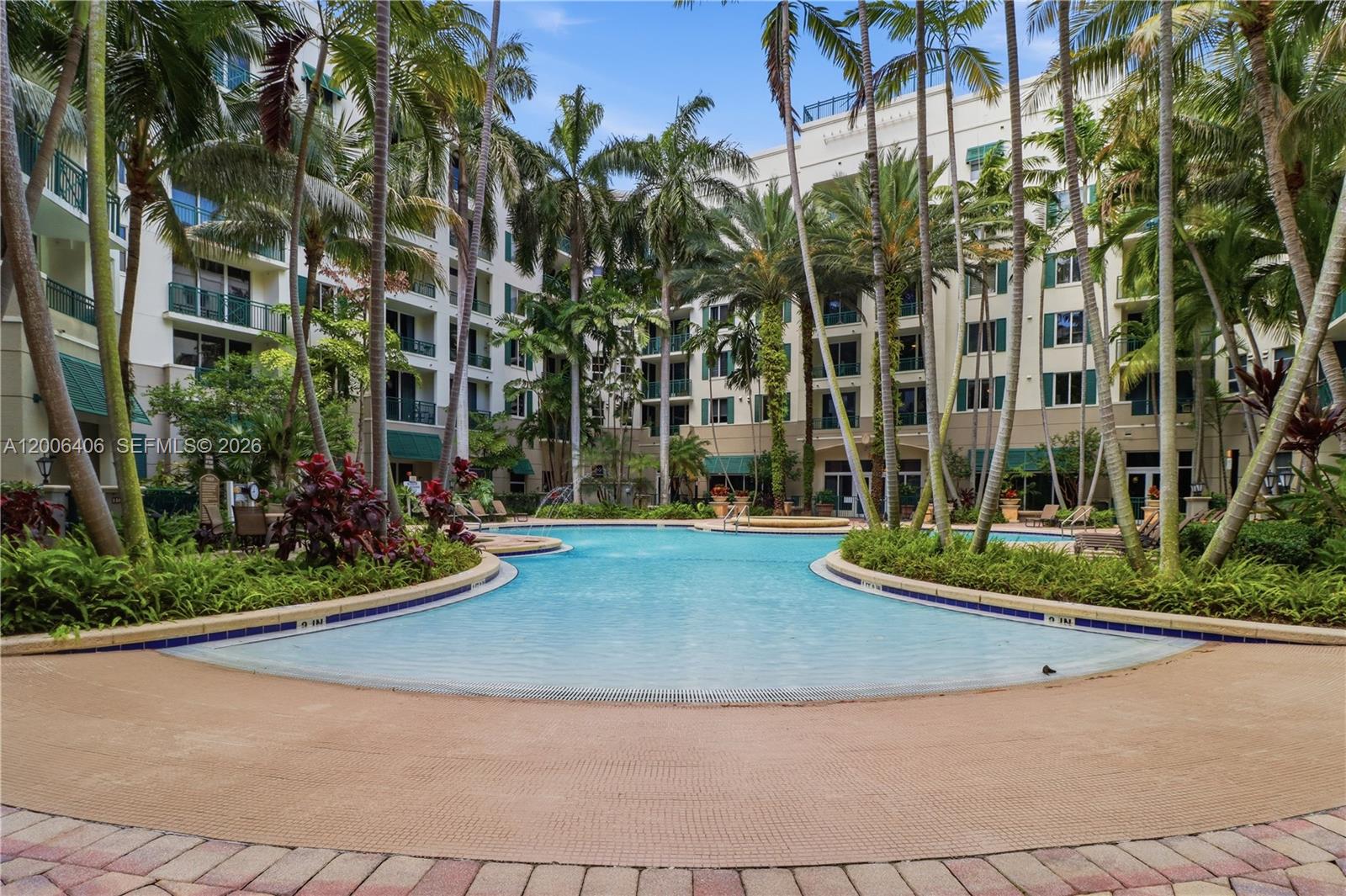 VERANDA CONDO - Residential