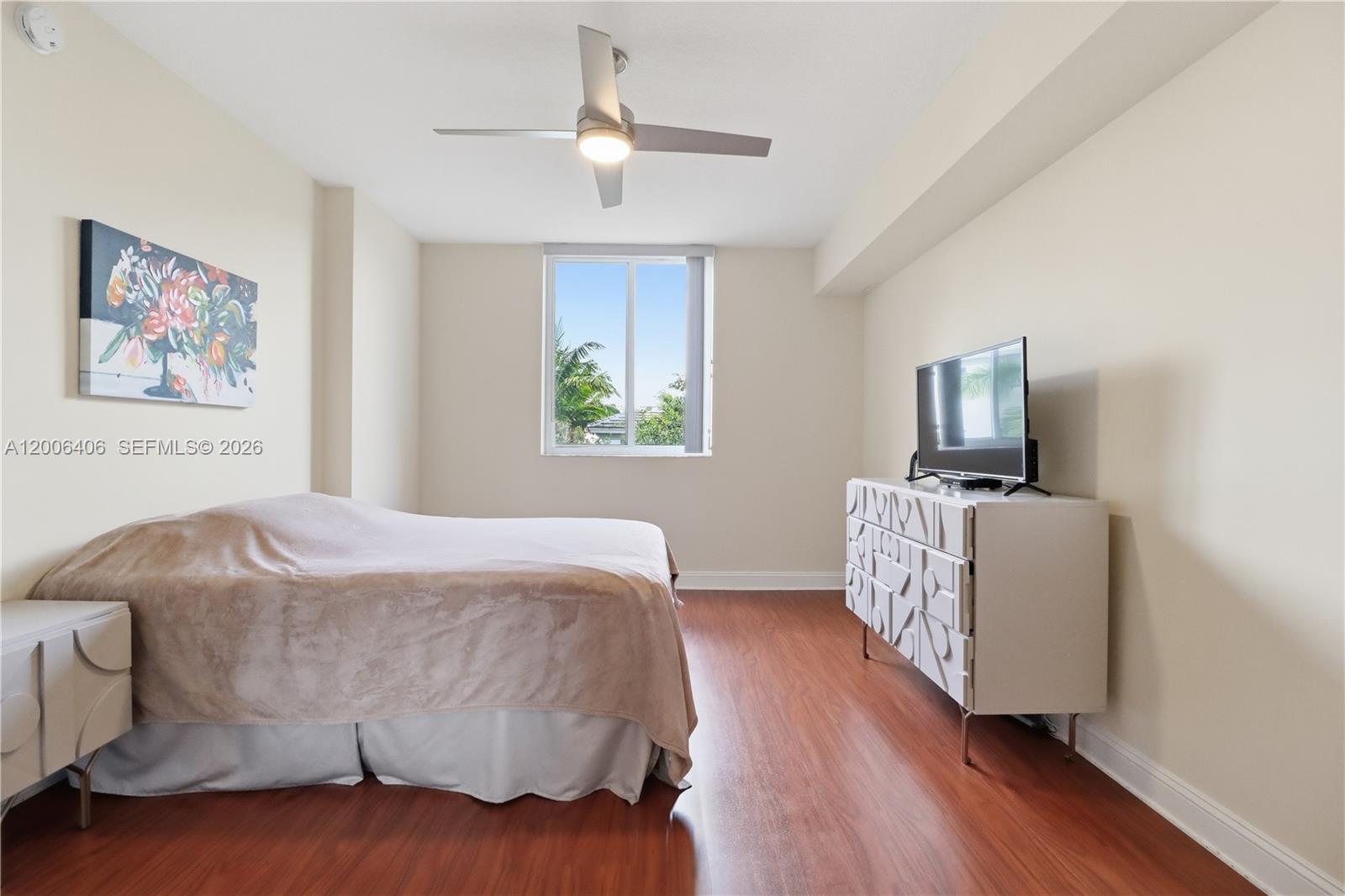 VERANDA CONDO - Residential