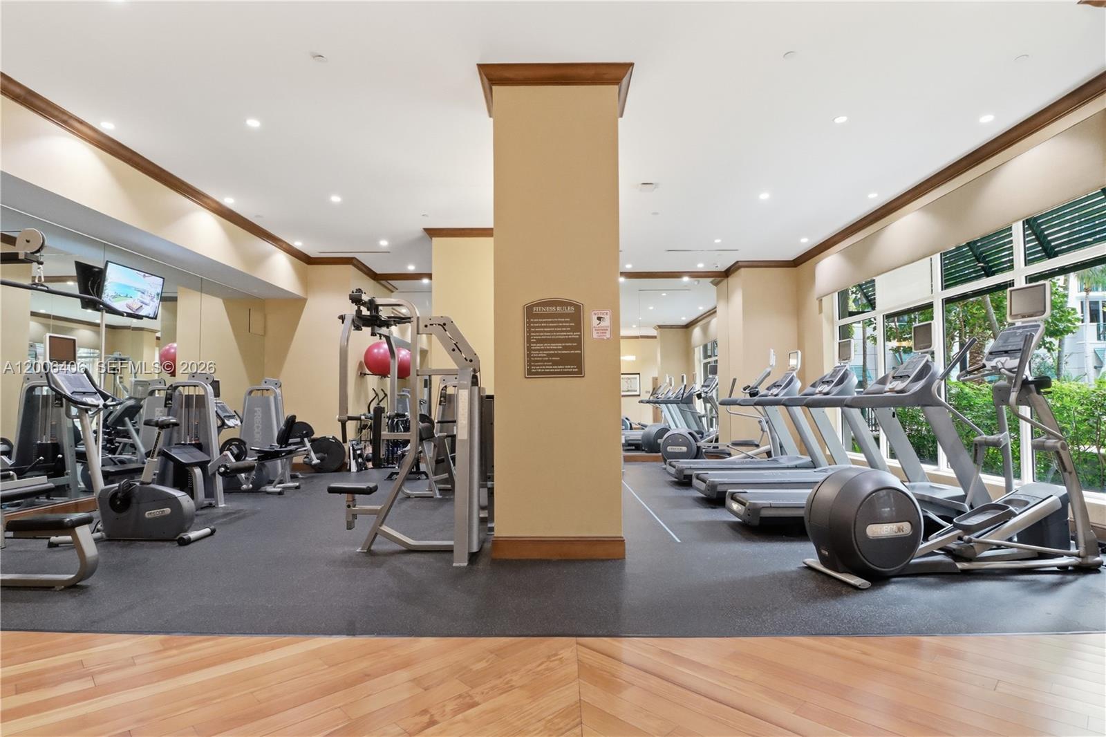 VERANDA CONDO - Residential