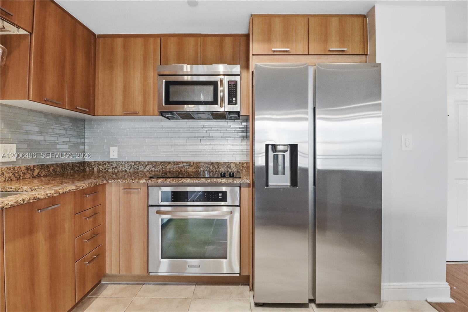 VERANDA CONDO - Residential